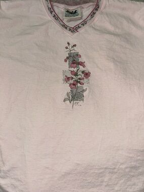 Northern Reflections Light Pink V-Neck Floral Tee